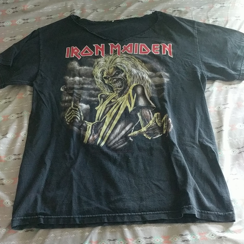 Iron Maiden Cut neck t